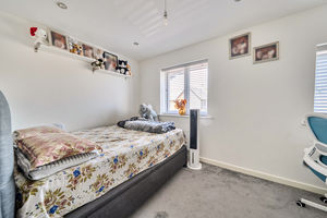 Bedroom- click for photo gallery